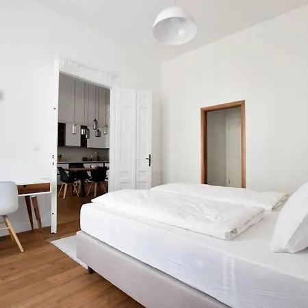 Apartment Luxury By Hi5 - Broadway Budapest